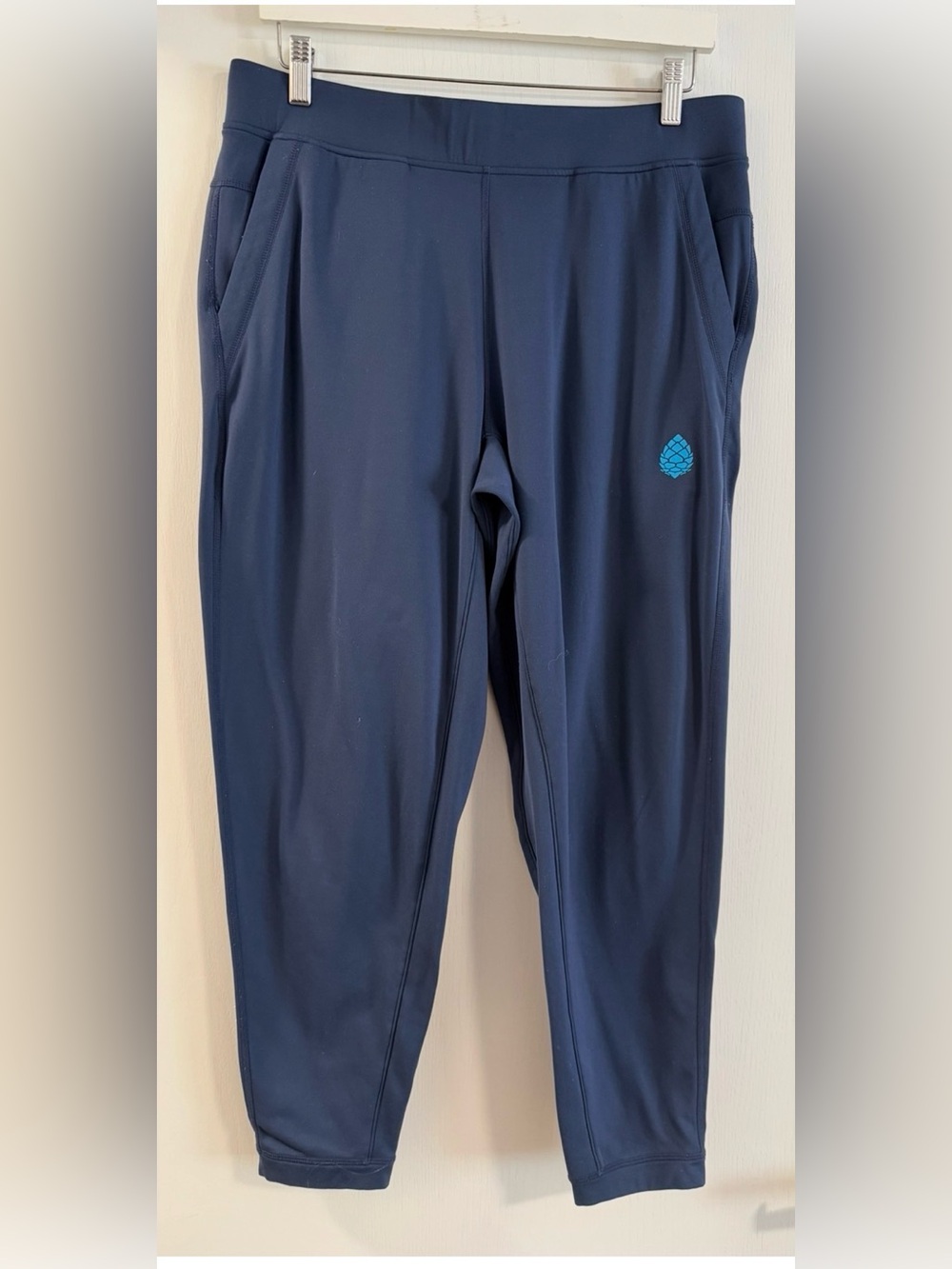 Stio women’s Fremont Stretch Fleece-Lined Jogger bottoms in Navy size XL
